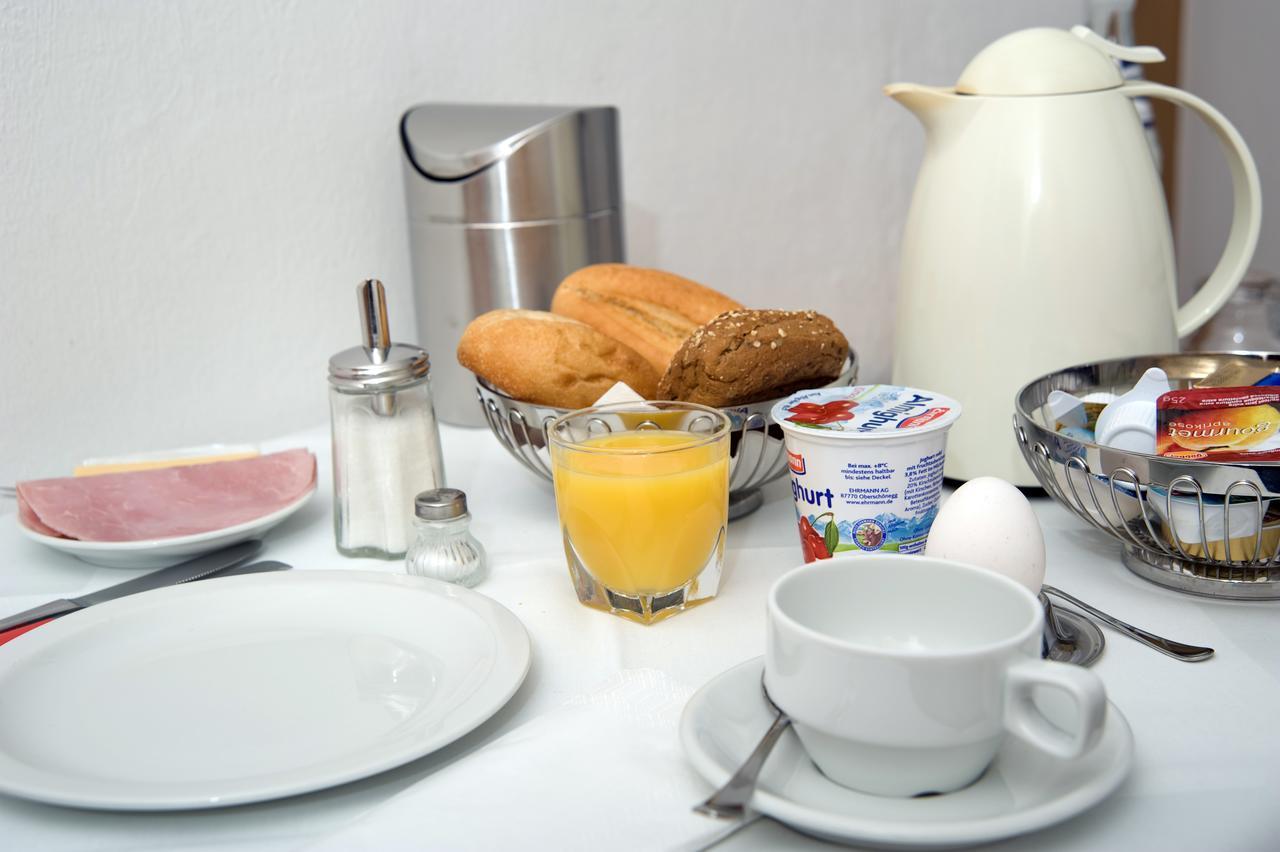 Hotel Zur Traube バート・ホンブルク エクステリア 写真