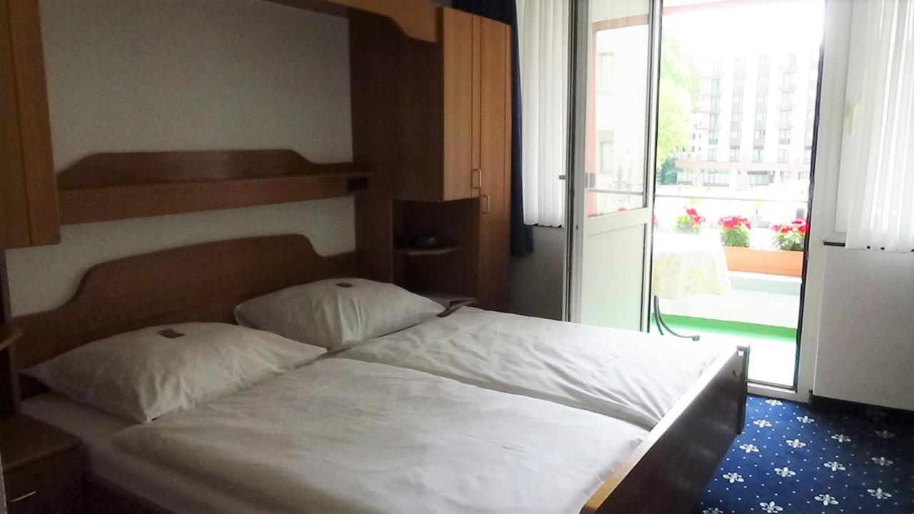 Hotel Zur Traube バート・ホンブルク エクステリア 写真